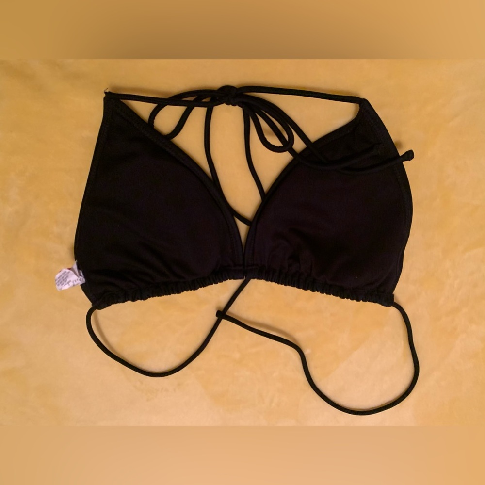 OP bikini top ๐๏ธ๐ - Picture 2 of 3